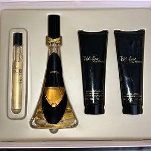 Reb’l Fleur by Rihanna